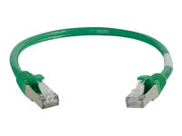 C2G Cat5e Booted Shielded (STP) Network Patch Cable - Patch-kabel - RJ-45 (hane) till RJ-45 (hane) - 2 m - STP - CAT 5e - formpressad - grön 83831